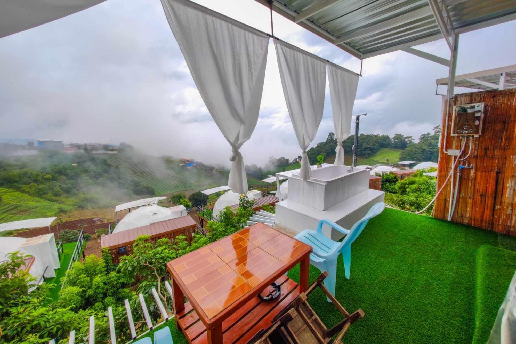 ภูวิมาน ม่อนแจ่ม Hotel Mon Jam ภายนอก รูปภาพ